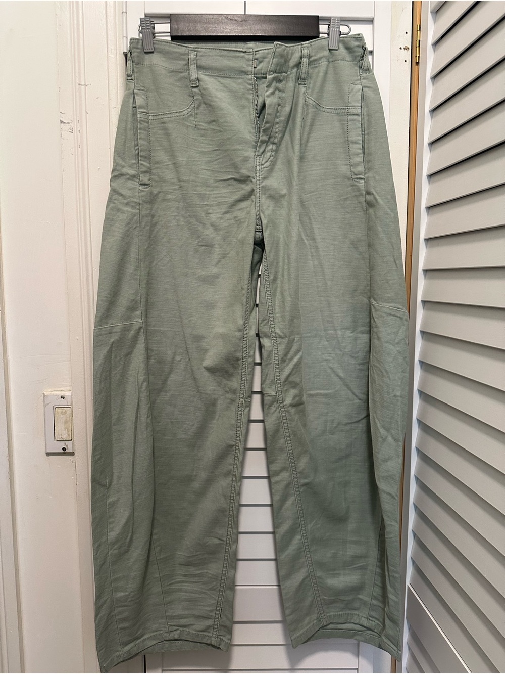 Pilcro Men's Cargo Pants in Sage Green